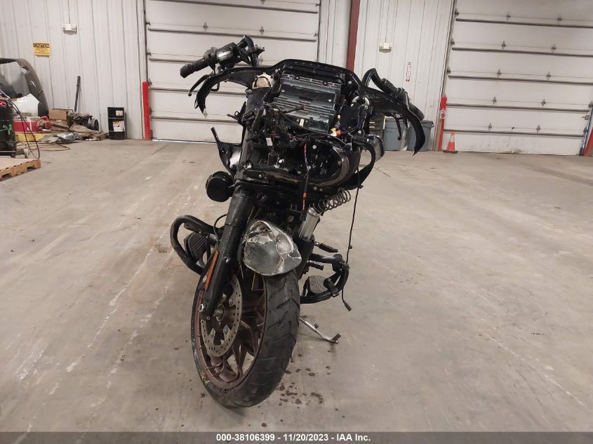 2022 HARLEY-DAVIDSON FLTRXST 1HD1ACL15NB639508