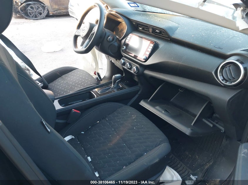 VIN 3N1CP5CV3PL558552 2023 NISSAN KICKS SV