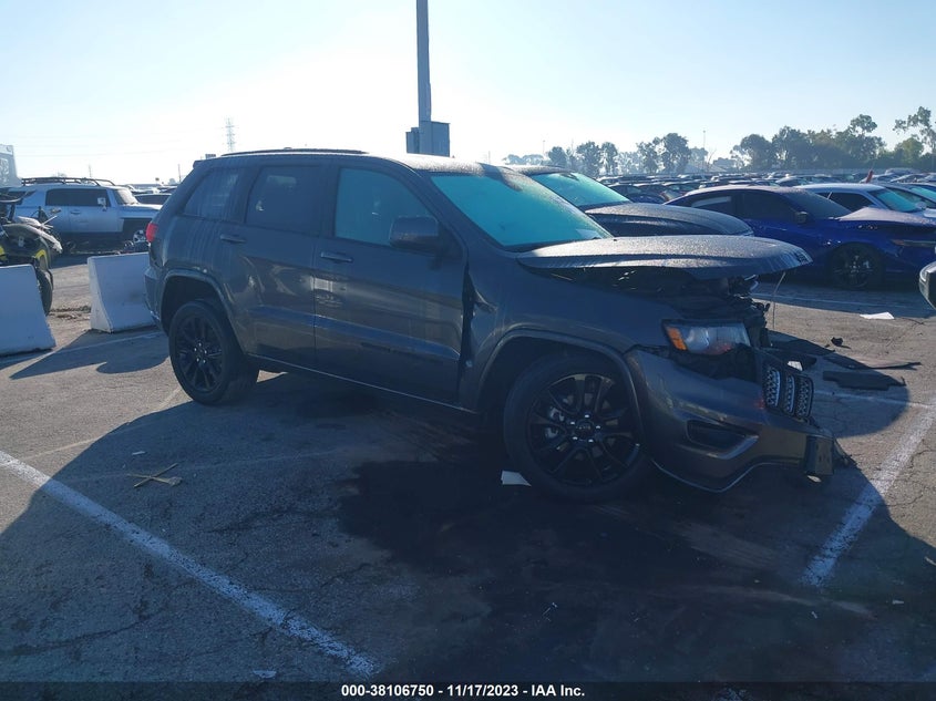 VIN 1C4RJEAG9JC485204 2018 JEEP GRAND CHEROKEE LAREDO