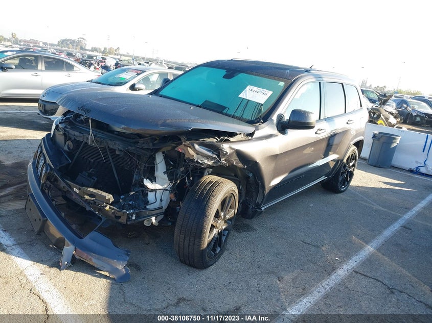 VIN 1C4RJEAG9JC485204 2018 JEEP GRAND CHEROKEE LAREDO