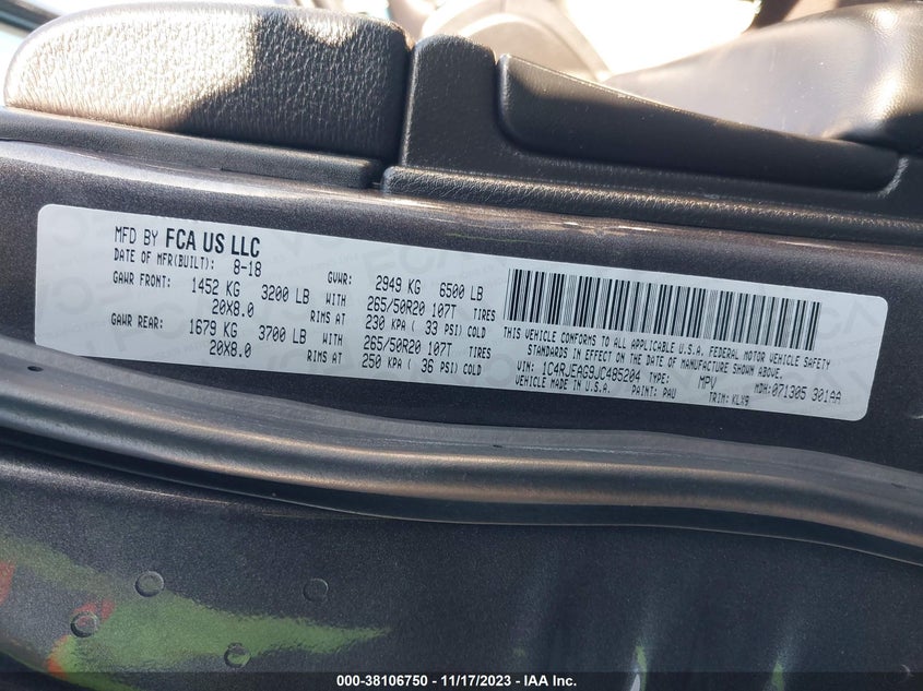 VIN 1C4RJEAG9JC485204 2018 JEEP GRAND CHEROKEE LAREDO