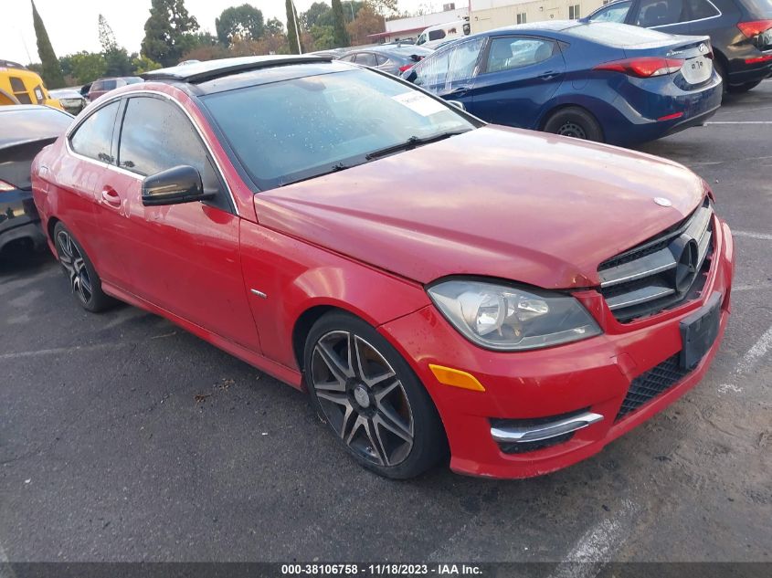 2013 MERCEDES-BENZ C 250 - WDDGJ4HB0DG062512