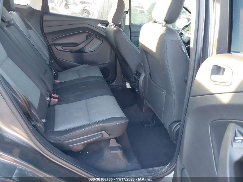 2019 FORD ESCAPE SE - 1FMCU0GD8KUB58071