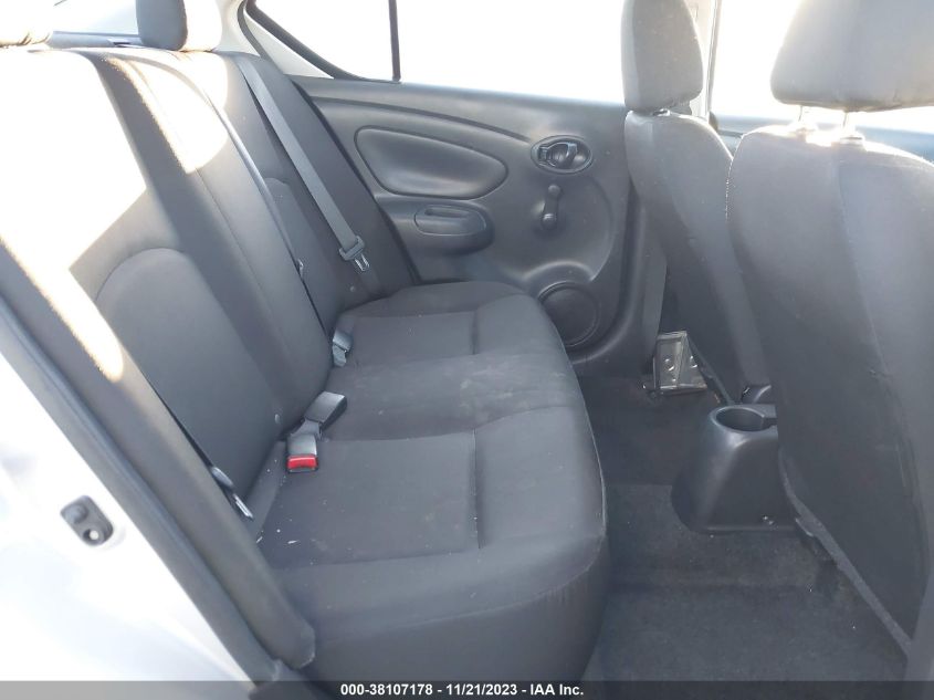 2019 NISSAN VERSA S/S PLUS/SV - 3N1CN7AP7KL813833