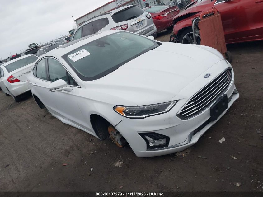 Lot #2536949449 2019 FORD FUSION TITANIUM salvage car