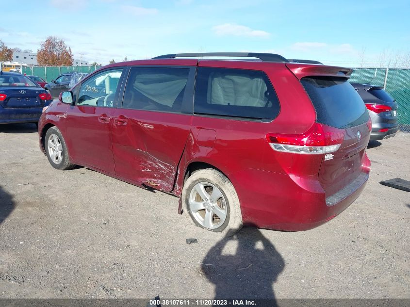 5TDKK3DC0ES469232 2014 TOYOTA SIENNA, photo no. 3