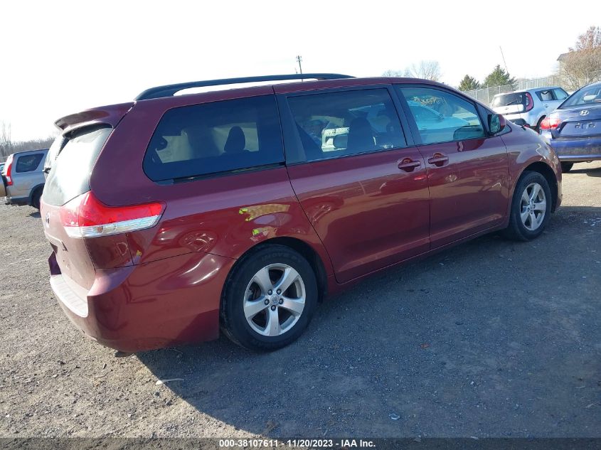 5TDKK3DC0ES469232 2014 TOYOTA SIENNA, photo no. 4