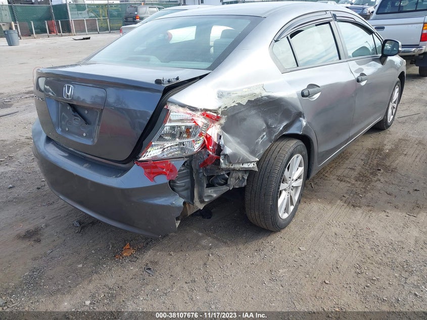 2012 HONDA CIVIC VIN: 2HGFB2F82CH313615