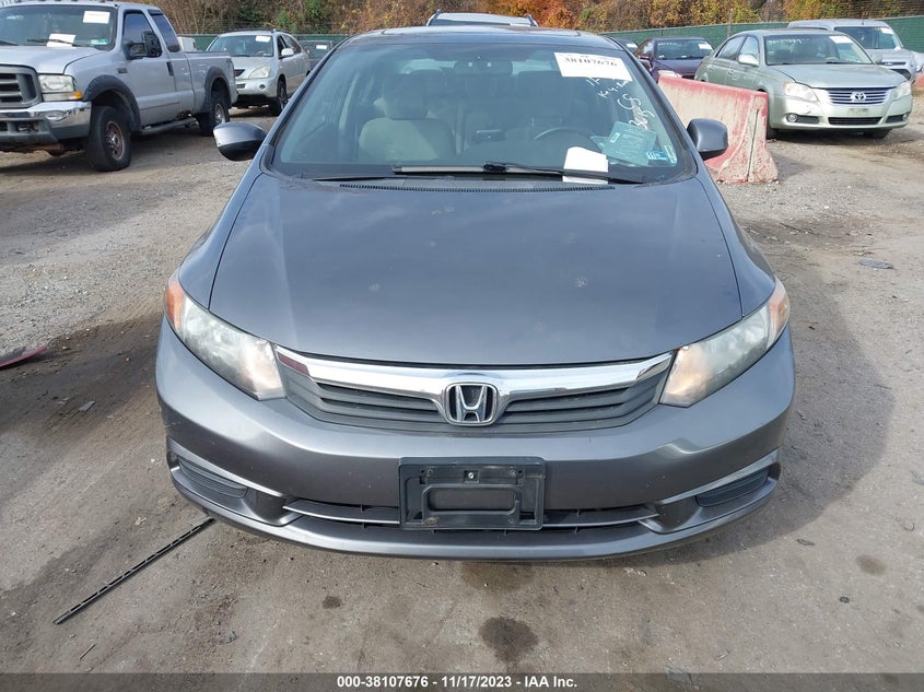 2012 HONDA CIVIC VIN: 2HGFB2F82CH313615