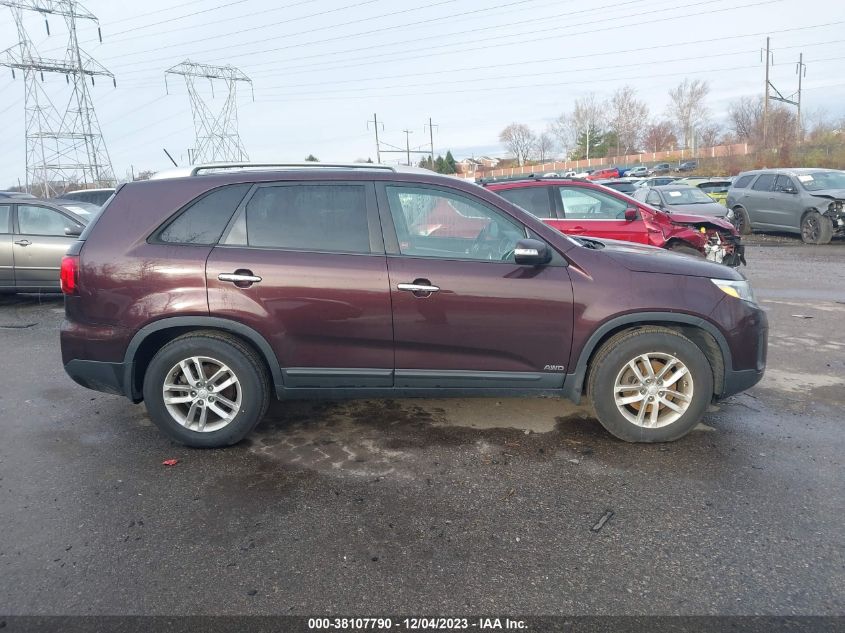 2015 KIA SORENTO LX - 5XYKTCA63FG604634