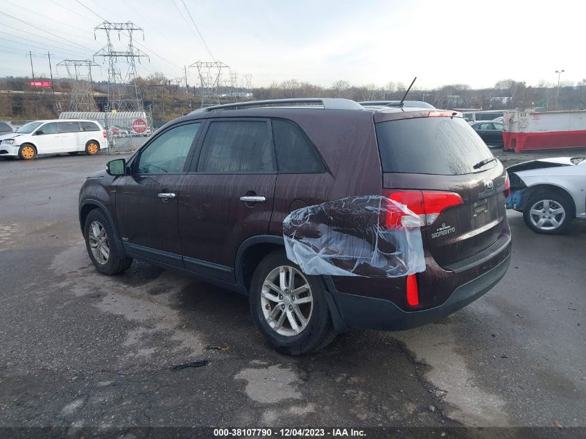 2015 KIA SORENTO LX - 5XYKTCA63FG604634