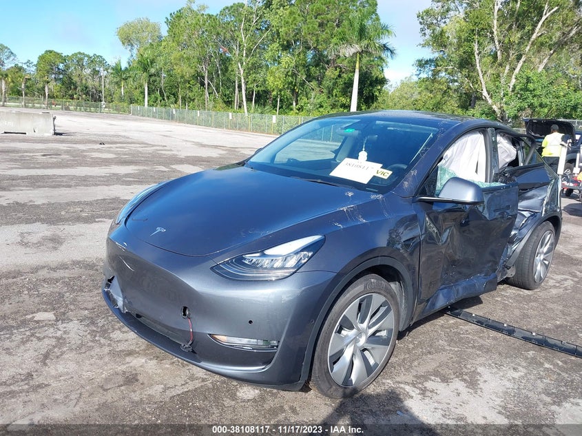 VIN 7SAYGDEE2NF394171 2022 TESLA MODEL Y