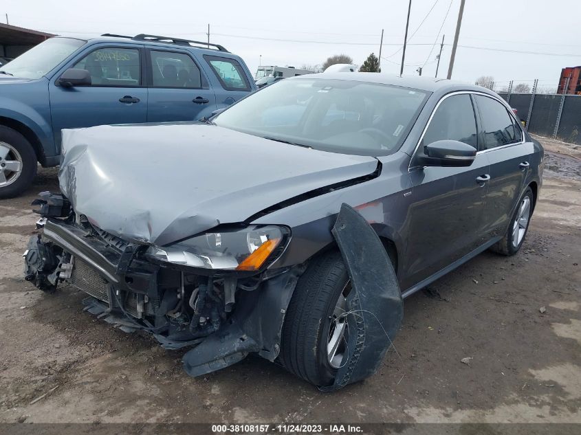 2014 VOLKSWAGEN PASSAT 1.8T WOLFSBURG EDITION - 1VWAT7A31EC036070