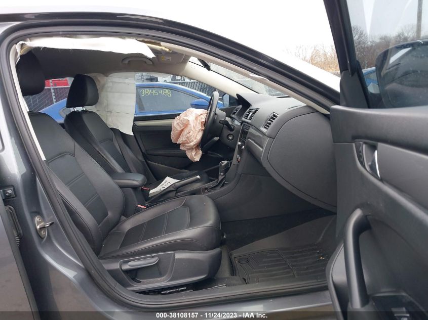 2014 VOLKSWAGEN PASSAT 1.8T WOLFSBURG EDITION - 1VWAT7A31EC036070