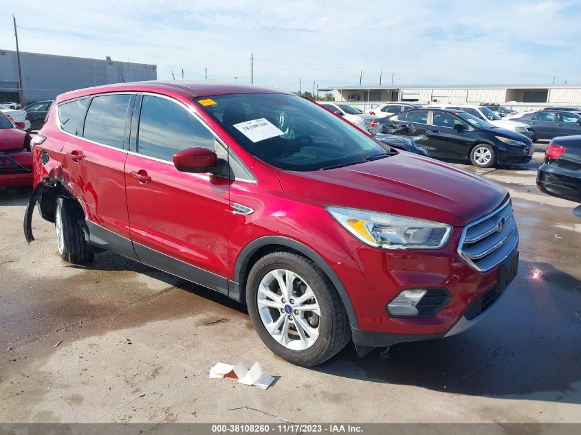 2017 FORD ESCAPE SE - 1FMCU0GD5HUE54061