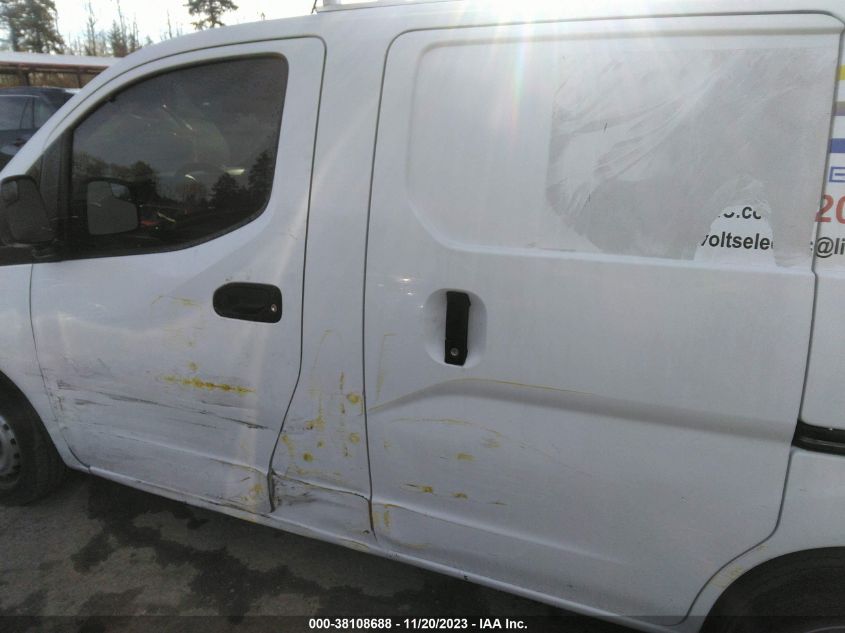 2015 NISSAN NV200 S - 3N6CM0KN9FK699500