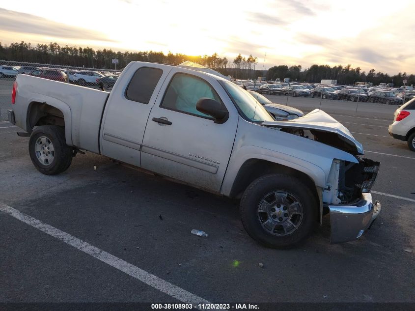 2013 CHEVROLET SILVERADO 1500 LT - 1GCRKSE73DZ361632