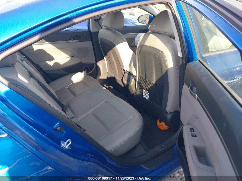 VIN 5NPD84LF5HH087104 2017 HYUNDAI ELANTRA LIMITED