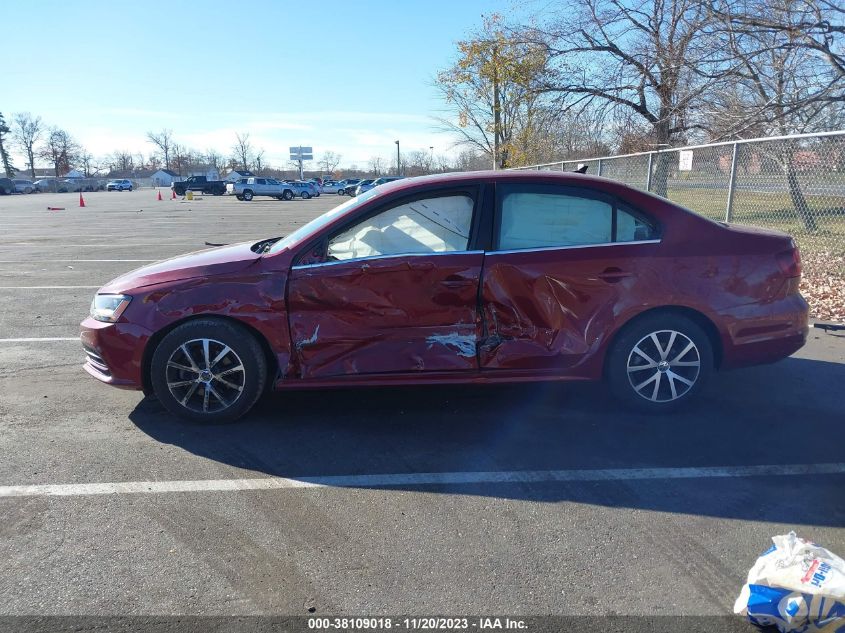 2017 VOLKSWAGEN JETTA 1.4T SE - 3VWDB7AJ0HM323949