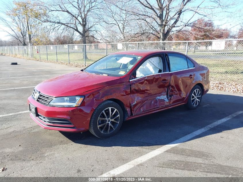 2017 VOLKSWAGEN JETTA 1.4T SE - 3VWDB7AJ0HM323949