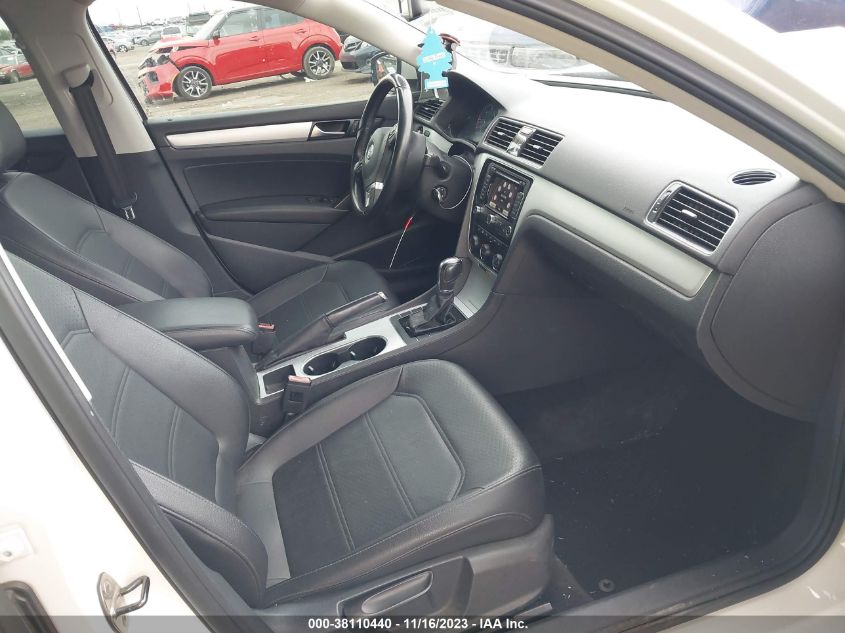 2013 VOLKSWAGEN PASSAT SE - 1VWBN7A35DC046758