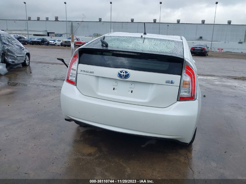 2013 TOYOTA PRIUS TWO - JTDKN3DU1D5686048