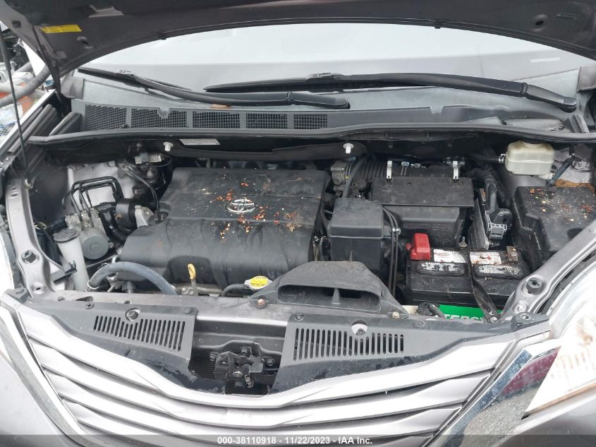 5TDYK3DC8FS679430 2015 TOYOTA SIENNA, photo no. 10