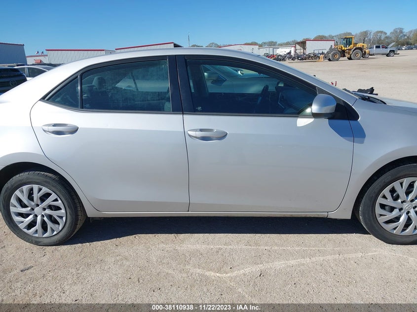 VIN 2T1BURHE4HC849924 2017 TOYOTA COROLLA LE