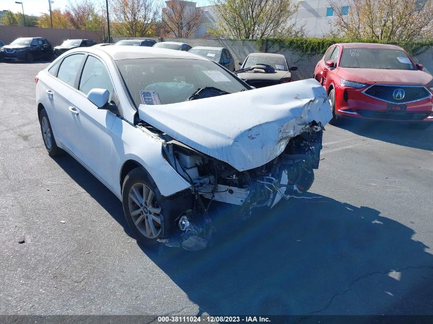 2016 HYUNDAI SONATA SE - 5NPE24AF5GH412793