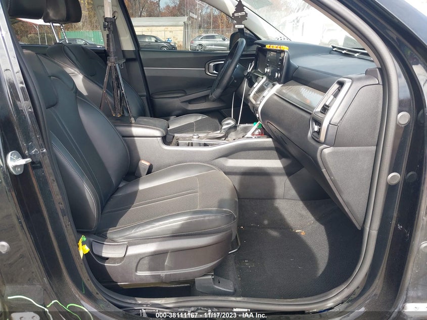 VIN 5XYRL4LC2MG067940 2021 KIA SORENTO S