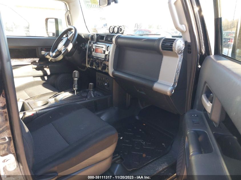 2014 TOYOTA FJ CRUISER JTEBU4BF2EK187500