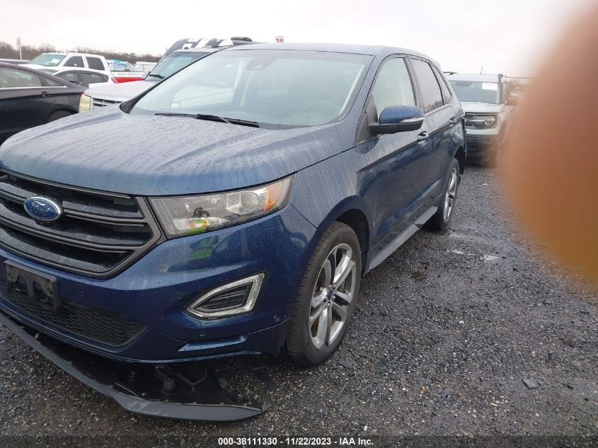 2FMPK4AP2HBB33988 2017 FORD EDGE, photo no. 2