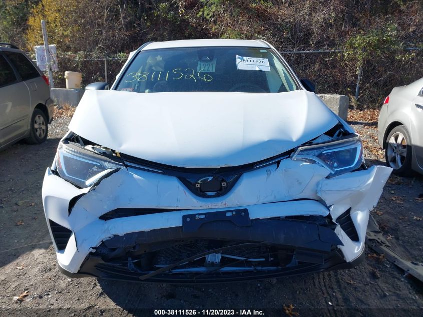 2018 TOYOTA RAV4 LE - JTMBFREV7JD223677