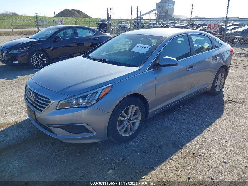 VIN 5NPE24AFXHH445919 2017 HYUNDAI SONATA SE