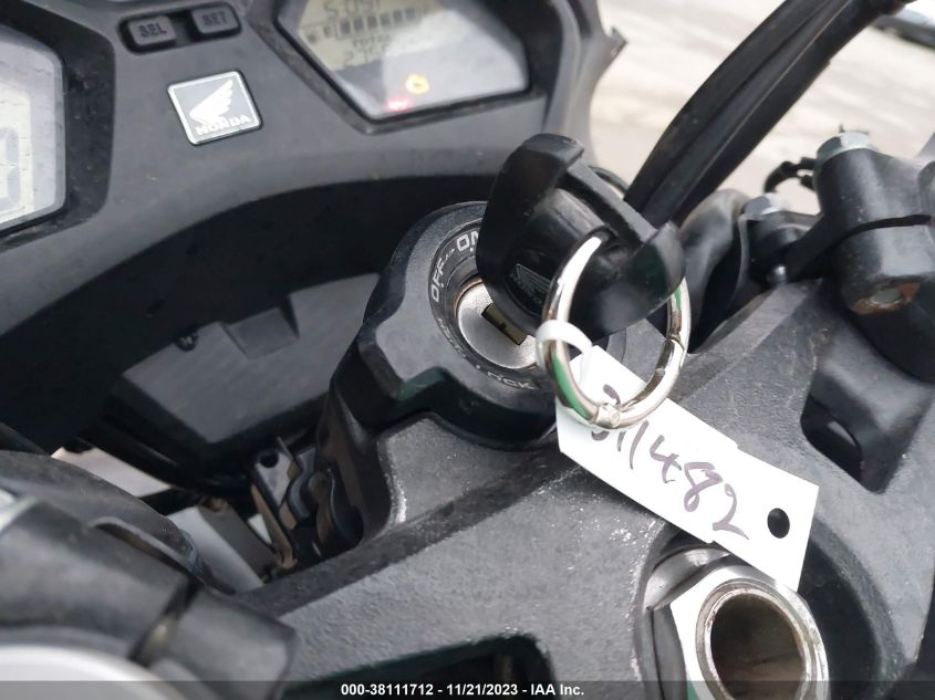 2016 HONDA CBR650 F - MLHRC7408G5200409