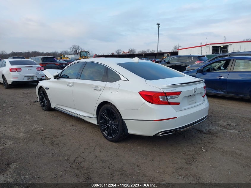 VIN 1HGCV2F98JA029615 2018 HONDA ACCORD TOURING 2.0T