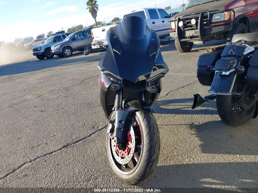 2014 YAMAHA YZFR1 C JYARN23YXEA004009