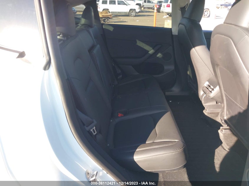 VIN 7SAYGDEE4PA048252 2023 TESLA MODEL Y