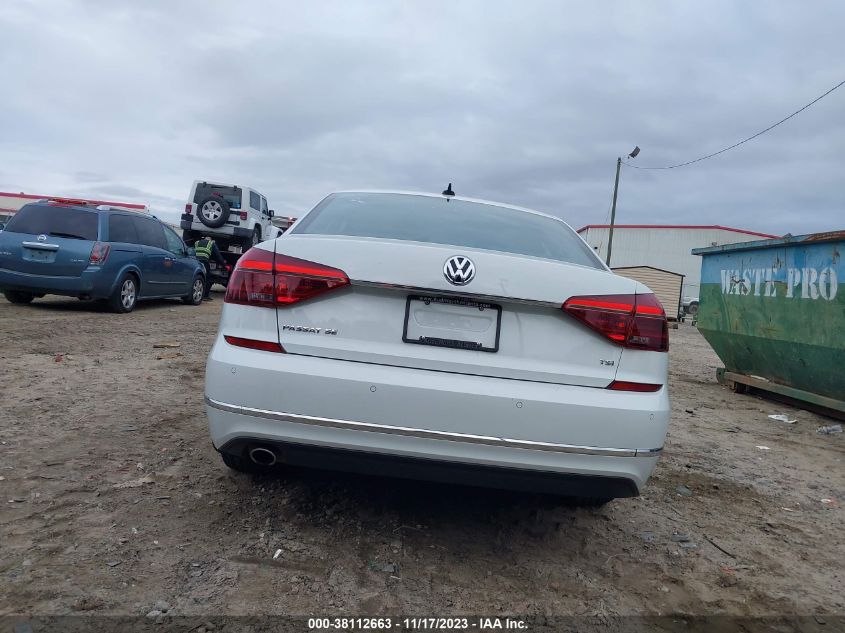 2018 VOLKSWAGEN PASSAT 2.0T SE - 1VWBA7A33JC009537