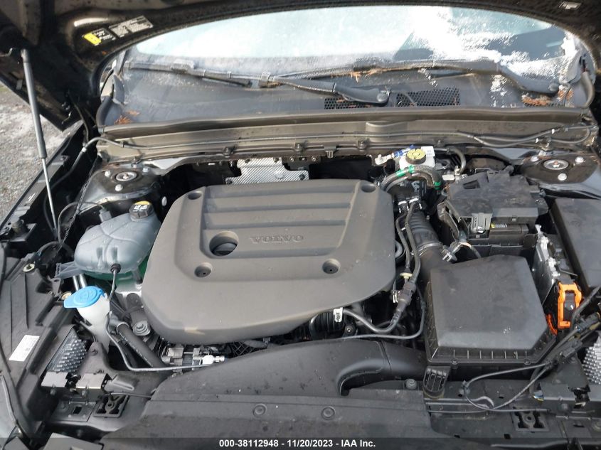 2023 VOLVO XC40 B5 ULTIMATE BRIGHT THEME YV4L12UA7P2055940