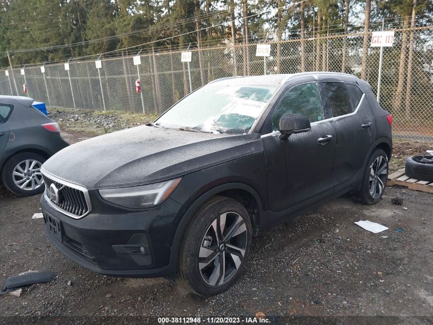 2023 VOLVO XC40 B5 ULTIMATE BRIGHT THEME YV4L12UA7P2055940
