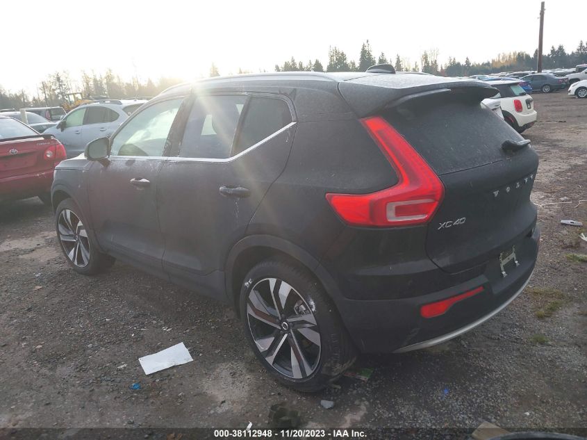 2023 VOLVO XC40 B5 ULTIMATE BRIGHT THEME YV4L12UA7P2055940