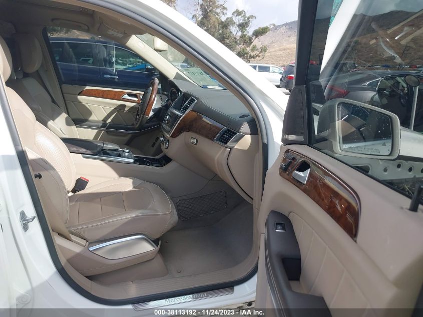 2013 MERCEDES-BENZ GL 550 4MATIC 4JGDF7DEXDA167590
