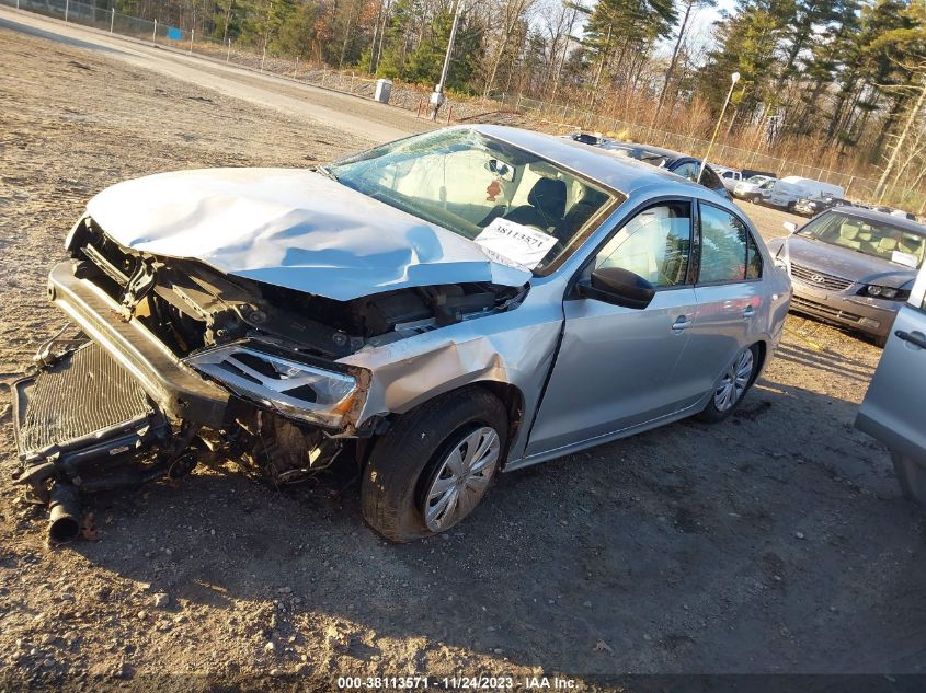 2014 VOLKSWAGEN JETTA 2.0L S - 3VW2K7AJ3EM240745