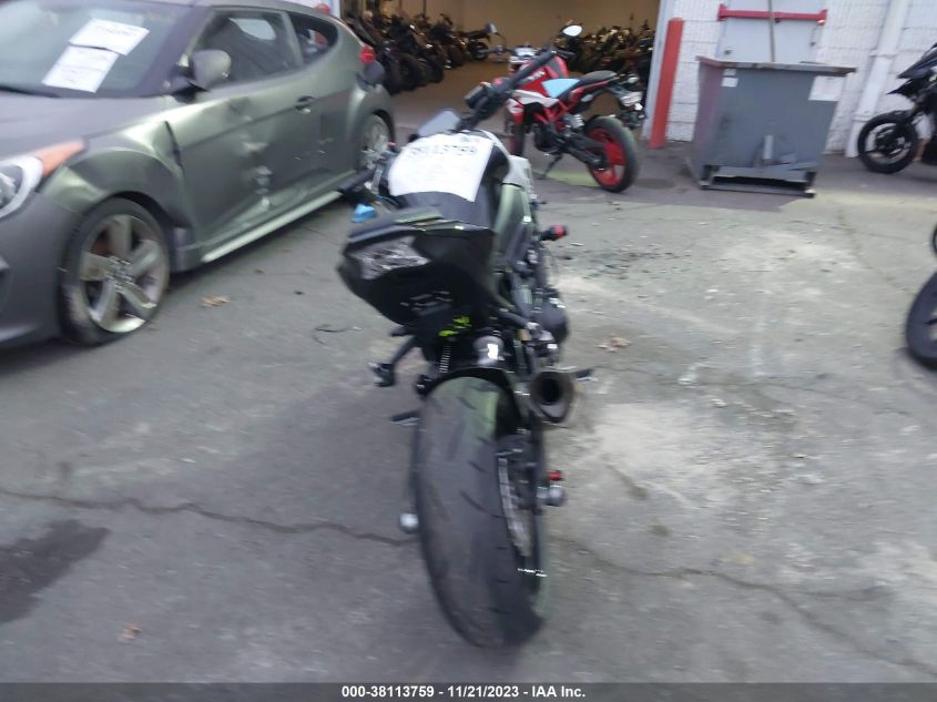 2022 KAWASAKI ZR900 - JKAZR2F15NA037050