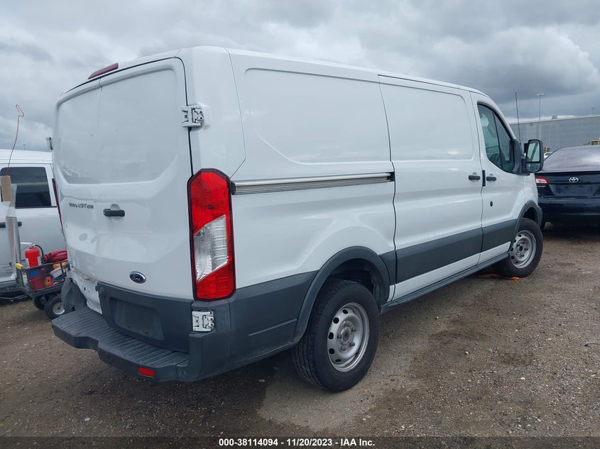 VIN 1FTYR1YM0JKB28752 2018 FORD TRANSIT-250