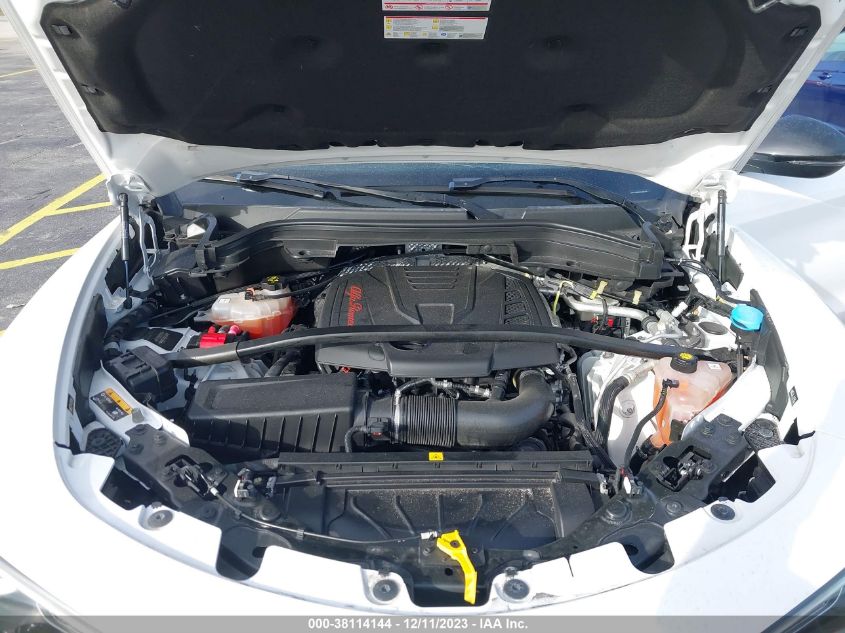 VIN: ZASPAJANXL7C86258 2020 ALFA ROMEO STELVIO