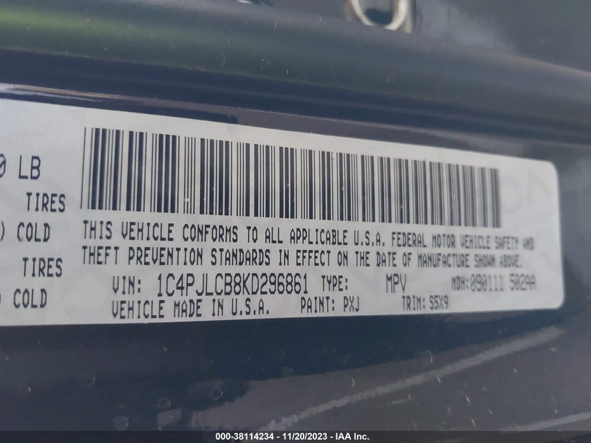 VIN 1C4PJLCB8KD296861 2019 JEEP CHEROKEE LATITUDE FWD