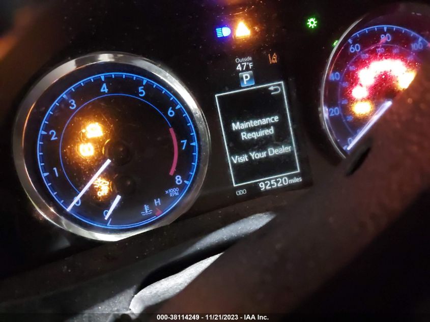 2019 TOYOTA COROLLA SE - 5YFBURHE0KP928675