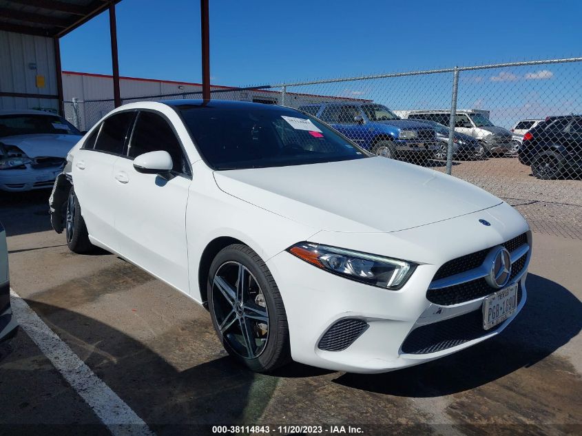 2019 MERCEDES-BENZ A 220 - WDD3G4EB3KW020355
